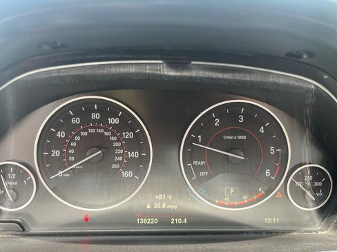 Used 2018 BMW 328d xDrive Sedan AWD/4WD image 17