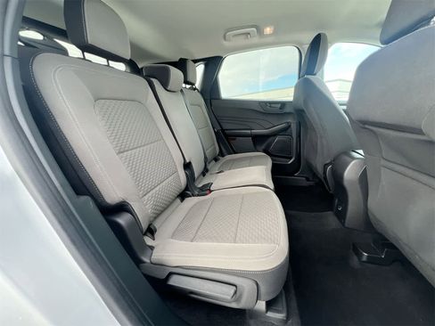 Used 2022 Ford Escape SE image 20