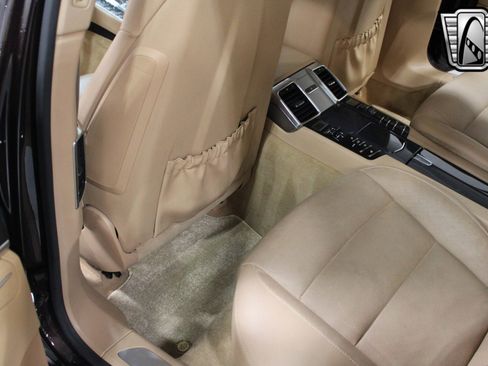 Used 2014 Porsche Panamera image 20