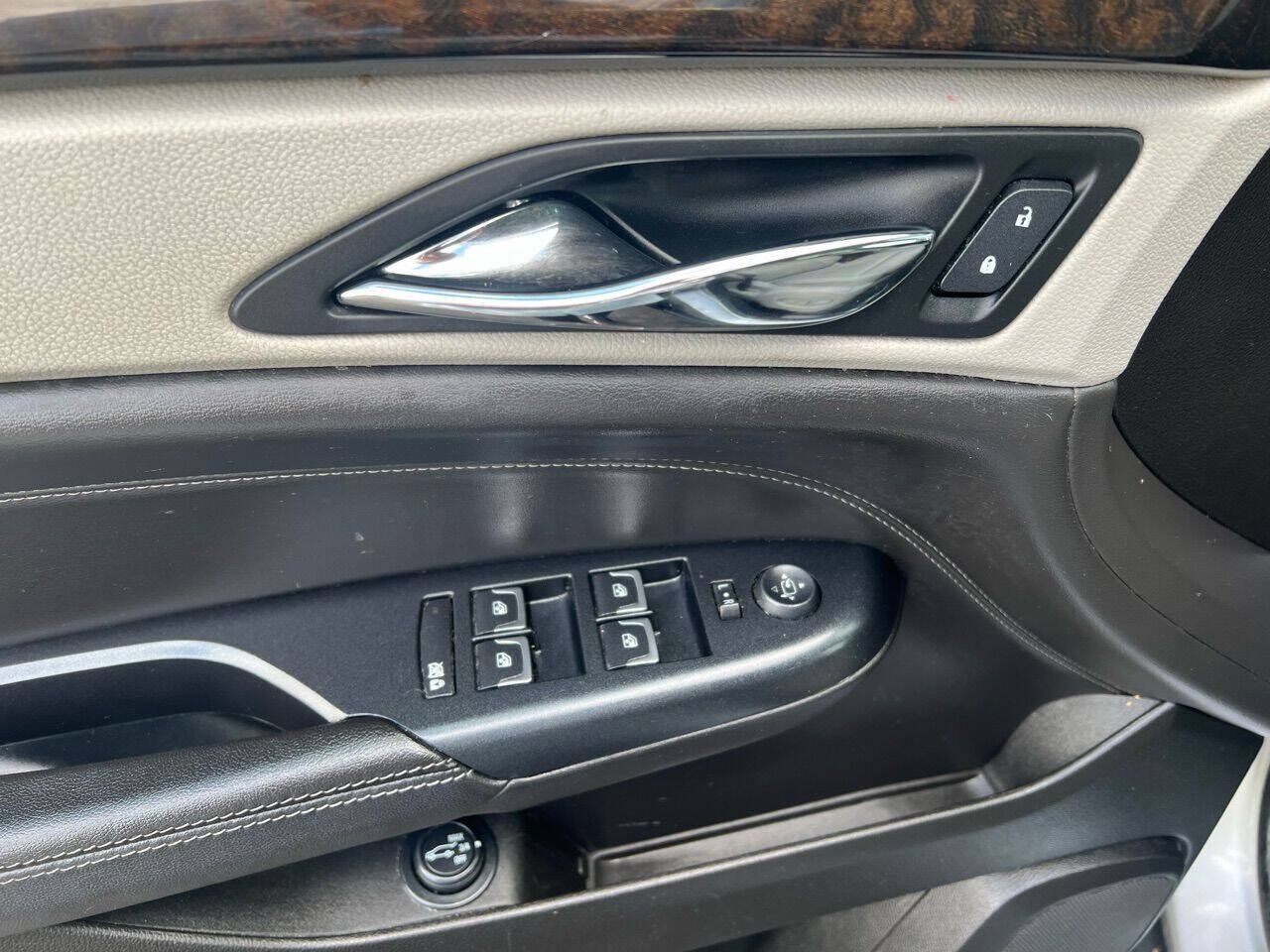 Used 2015 Cadillac SRX Performance w/ Driver Awareness Package FWD image 28