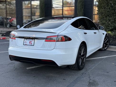 Used 2021 Tesla Model S Plaid image 12