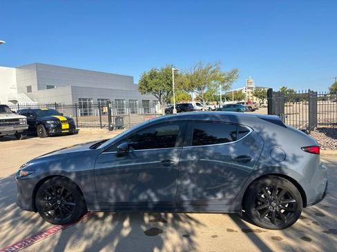 Used 2026 MAZDA MAZDA3 Carbon AWD/4WD image 8