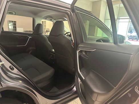 Certified 2023 Toyota RAV4 LE image 25