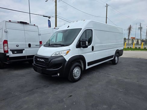Used 2025 RAM ProMaster 3500 w/ Convenience Group FWD image 28