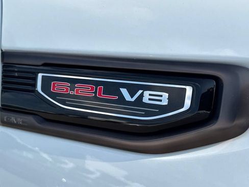 Used 2026 GMC Sierra 1500 AT4X AWD/4WD image 10