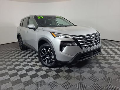 Used 2025 Nissan Rogue SV