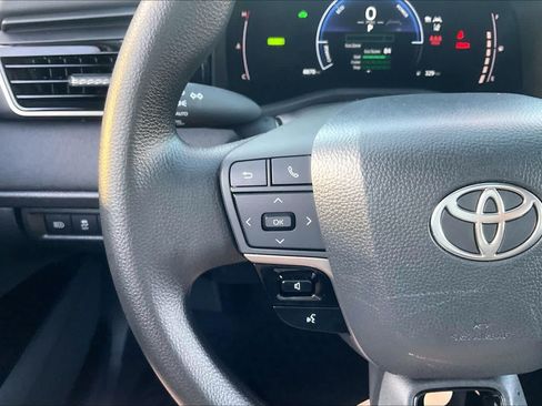 Used 2026 Toyota Camry LE w/ Convenience Package FWD image 23