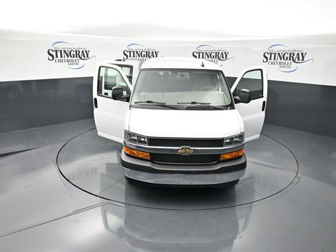 Used 2024 Chevrolet Express 2500 w/ Driver Convenience Package RWD image 37