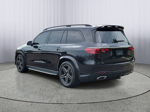 Used 2024 Mercedes-Benz GLS 450 4MATIC image 4
