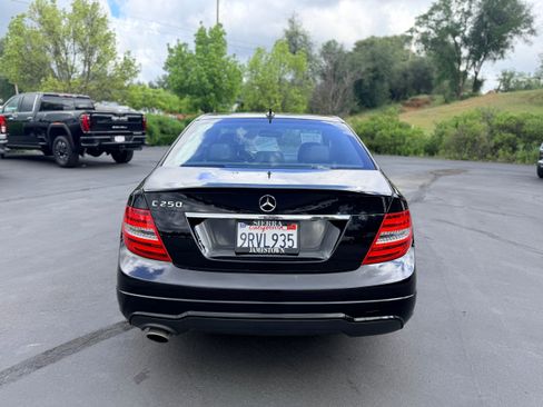 Used 2014 Mercedes-Benz C 250 Sport image 7