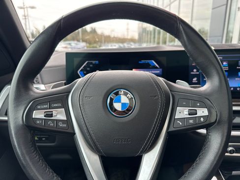 Used 2024 BMW X5 xDrive50e AWD/4WD image 22