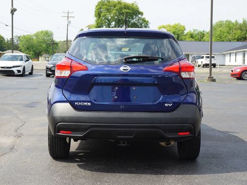 Used 2019 Nissan Kicks SV FWD image 6