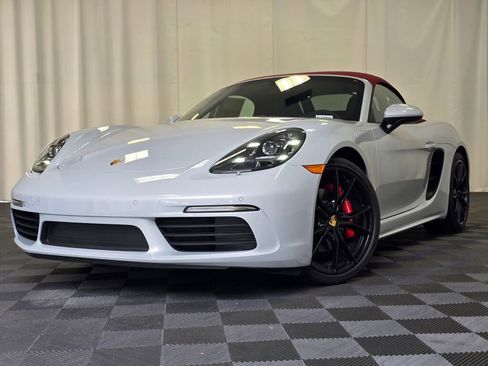 New 2025 Porsche 718 Boxster S image 1