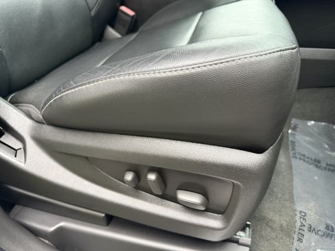 Used 2015 Chevrolet Silverado 1500 LTZ Z71 w/ LTZ Plus Package AWD/4WD image 21