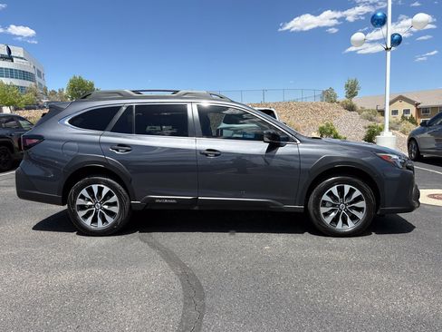 Used 2024 Subaru Outback Limited XT AWD/4WD image 4