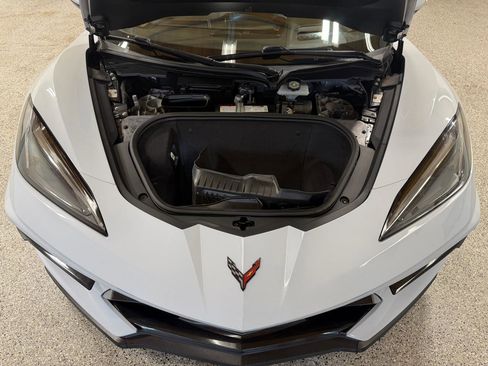 Used 2020 Chevrolet Corvette Stingray Premium Cpe w/ 3LT Preferred Equipment Group image 26