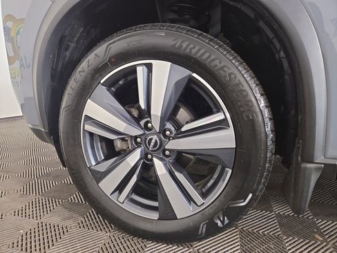 Used 2023 Nissan Rogue SL image 33