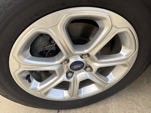 Used 2022 Ford EcoSport SE w/ SE Convenience Package image 33