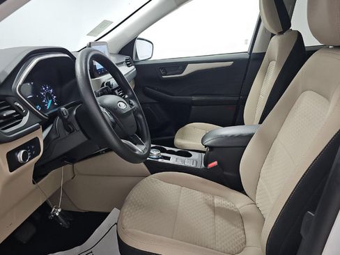 Used 2022 Ford Escape SE FWD image 5