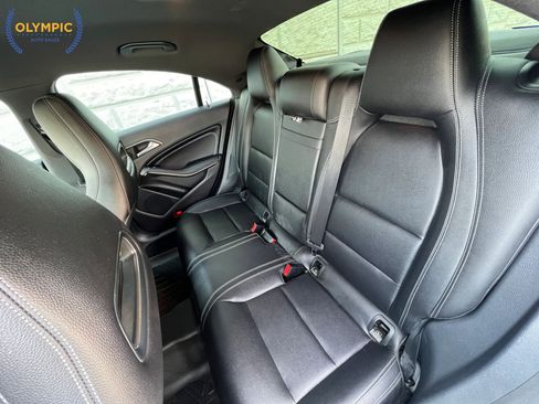 Used 2018 Mercedes-Benz CLA 250 image 37