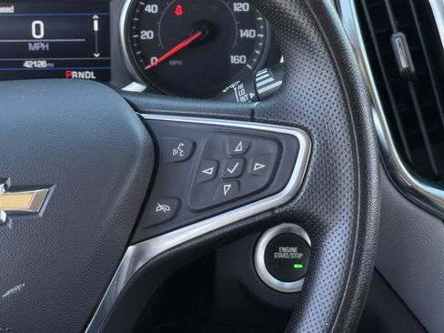 Used 2024 Chevrolet Equinox LS w/ LS Convenience Package image 16