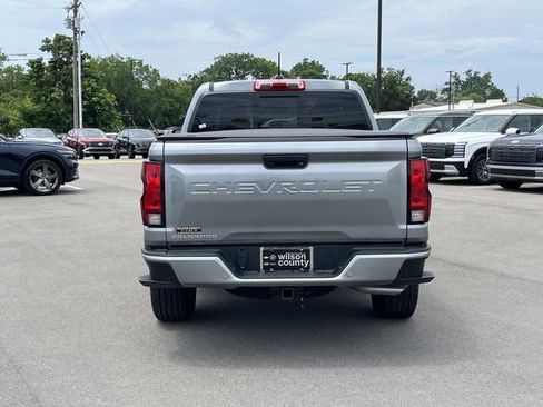 Used 2025 Chevrolet Colorado LT AWD/4WD image 6