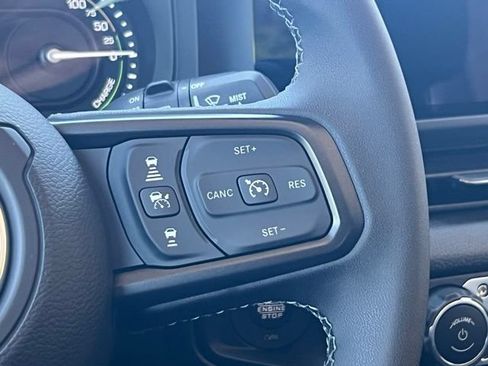 Used 2025 Jeep Wrangler Unlimited Sport S 4xe AWD/4WD image 17