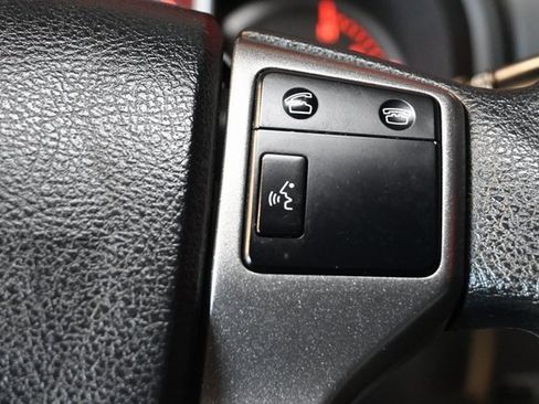 Used 2012 Toyota 4Runner SR5 image 25