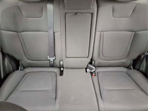 Used 2022 Hyundai Tucson SEL FWD image 17