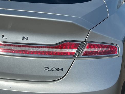 Used 2018 Lincoln MKZ Reserve image 17
