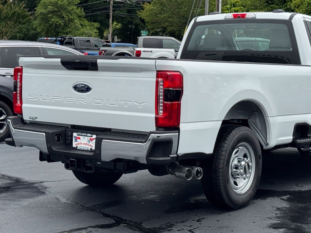 Used 2025 Ford F350 XL w/ 360-Degree Camera Package RWD image 37