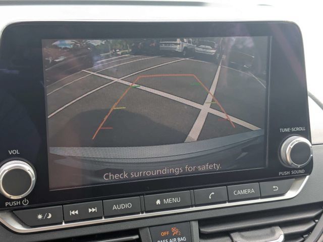 Used 2025 Nissan Altima 2.5 SV FWD image 18