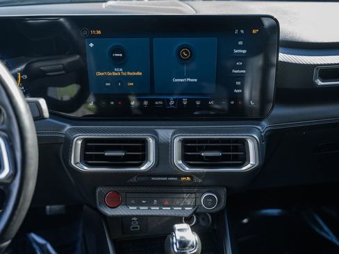 Used 2024 Ford Mustang Premium image 18