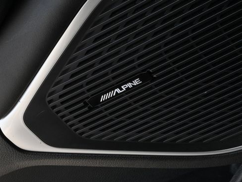 Used 2023 Jeep Wagoneer L Series II w/ Premium Group I image 26