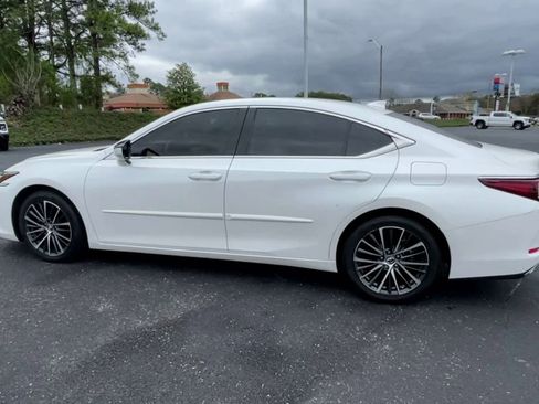 Used 2022 Lexus ES 350 w/ Premium Package image 6