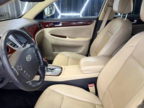 Used 2012 Hyundai Genesis 3.8 image 32