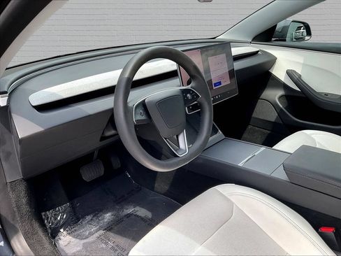 Used 2025 Tesla Model 3 Long Range RWD image 14