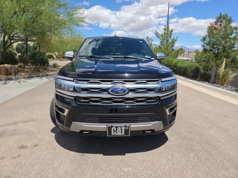 Used 2023 Ford Expedition Max Platinum AWD/4WD image 2