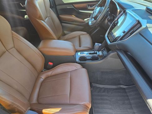 Used 2024 Subaru Ascent Touring AWD/4WD image 16