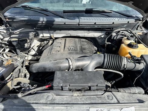 Used 2012 Ford F150 XLT w/ XLT Chrome Pkg image 23