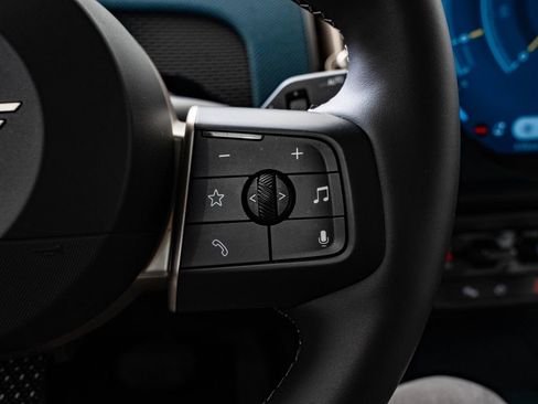 Certified 2025 MINI Cooper Countryman S w/ Comfort Package Max image 30