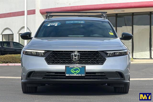 Used 2025 Honda Accord Sport image 9