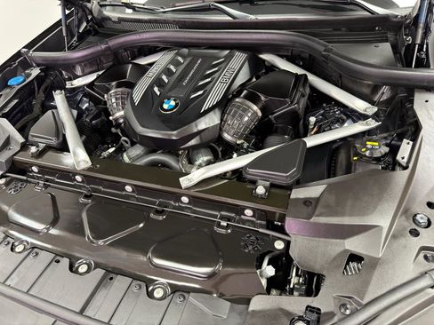 Used 2021 BMW X5 M50i AWD/4WD image 34
