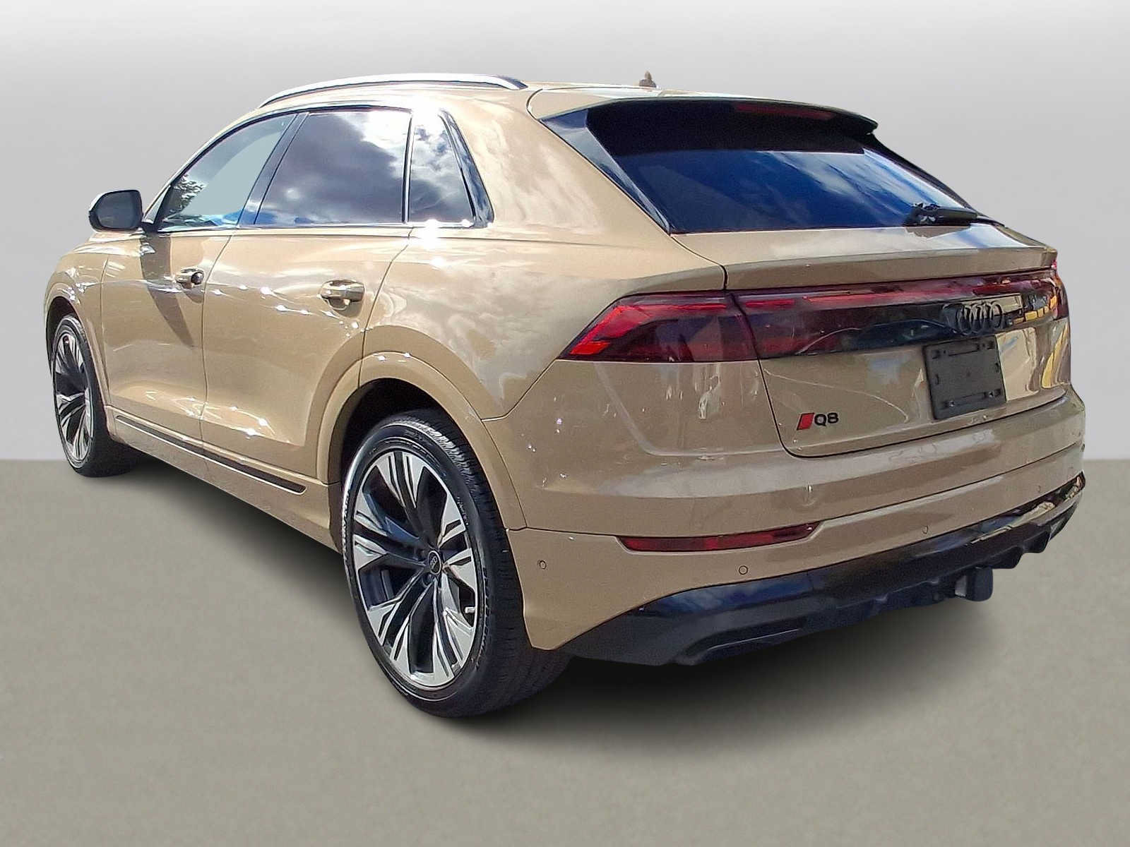 Certified 2025 Audi Q8 Prestige AWD/4WD image 28