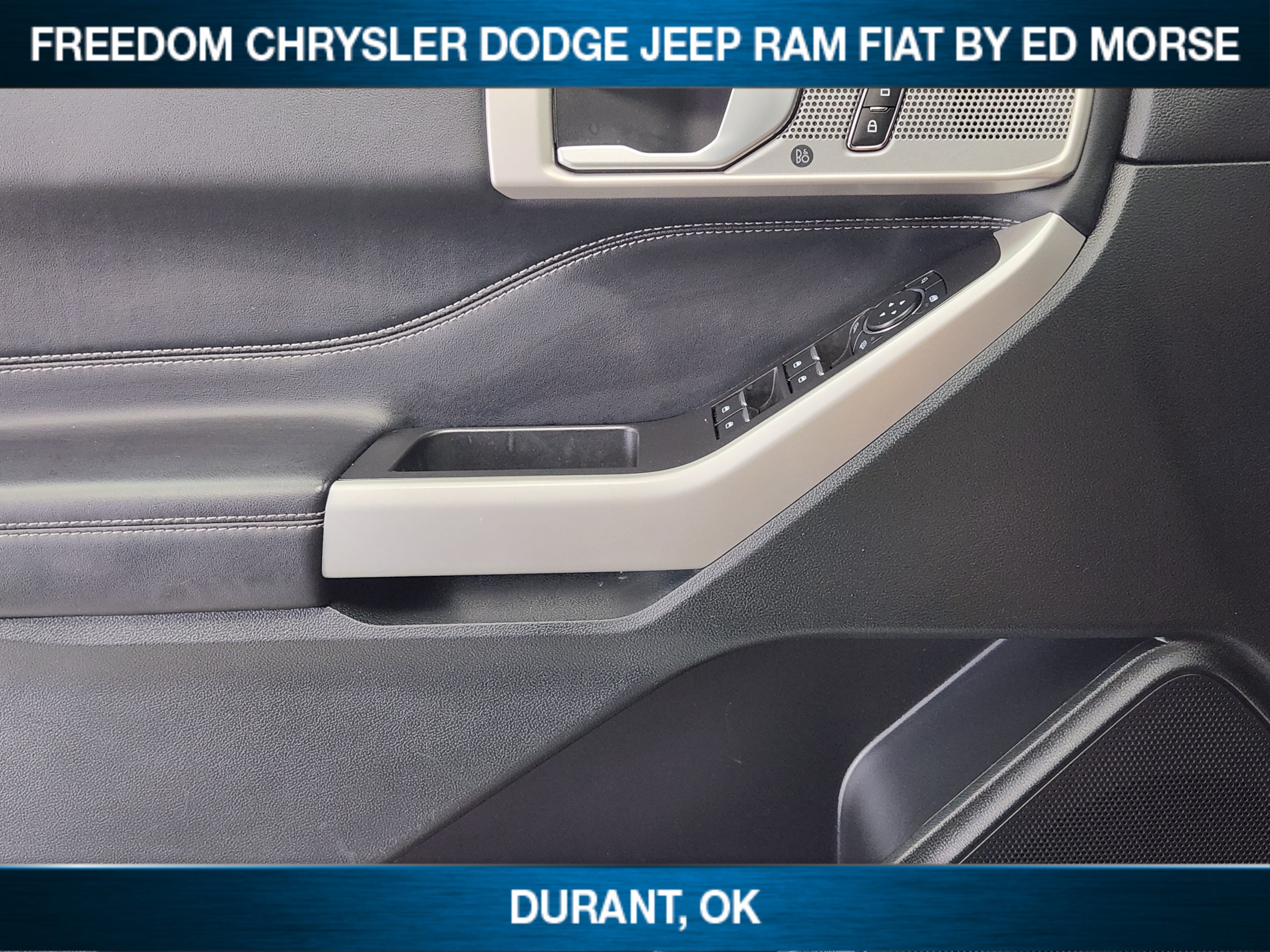 Used 2024 Ford Explorer Limited AWD/4WD image 18