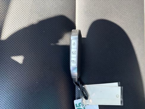 Used 2025 Kia Telluride S image 34