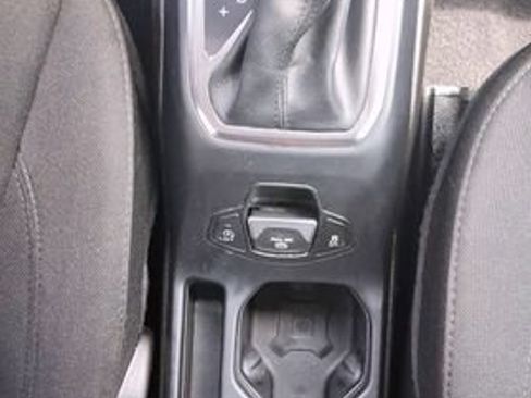 Used 2023 Jeep Renegade Latitude AWD/4WD image 13