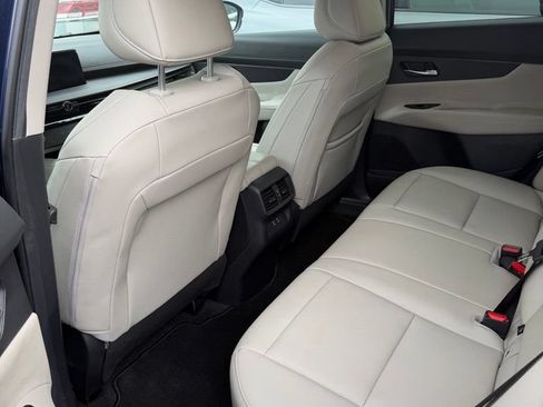 Certified 2025 Nissan Murano SV AWD/4WD image 8