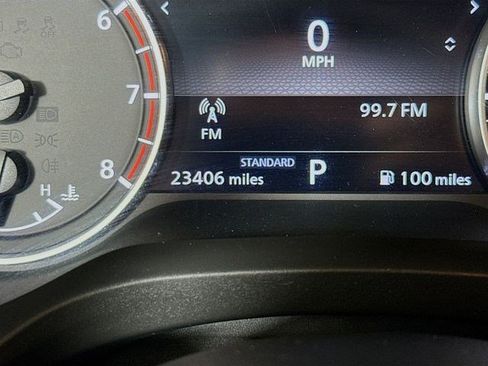 Used 2023 Nissan Rogue SV FWD image 16