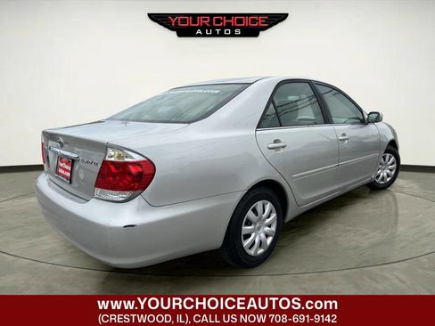 Used 2006 Toyota Camry LE FWD image 5